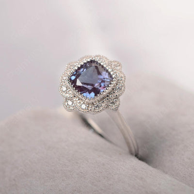 Cushion Cut Bezel Setting Alexandrite Rings - Palmary
