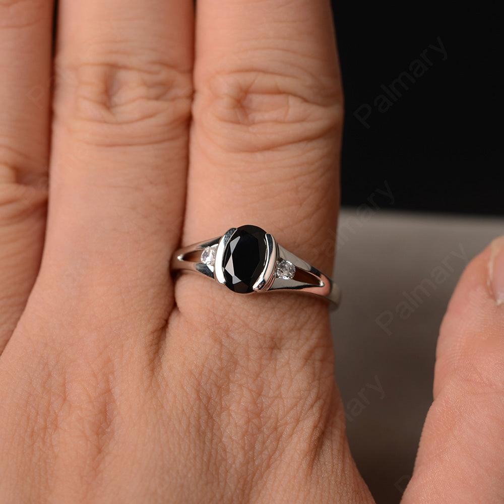 Half Bezel Oval Cut Black Spinel Rings - Palmary