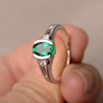 Half Bezel Oval Cut Emerald Rings - Palmary
