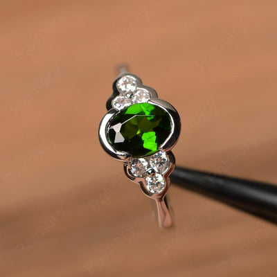 Diopside Bezel Oval Engagement Ring - Palmary