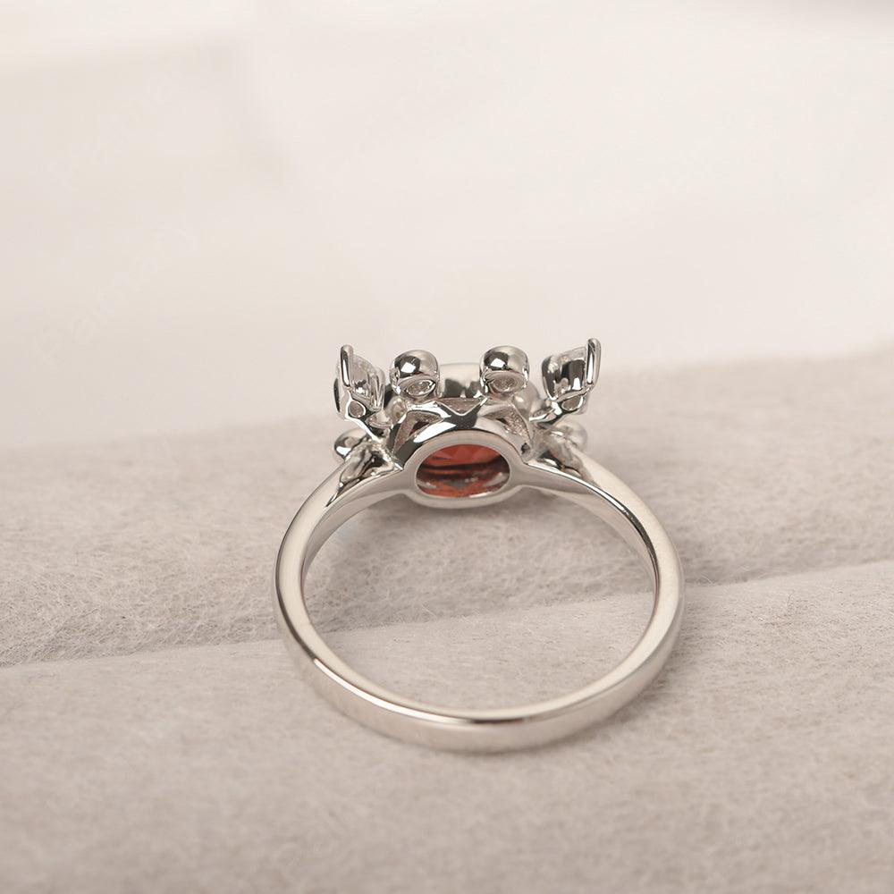 Oval Cut Garnet Crab Rings - Palmary