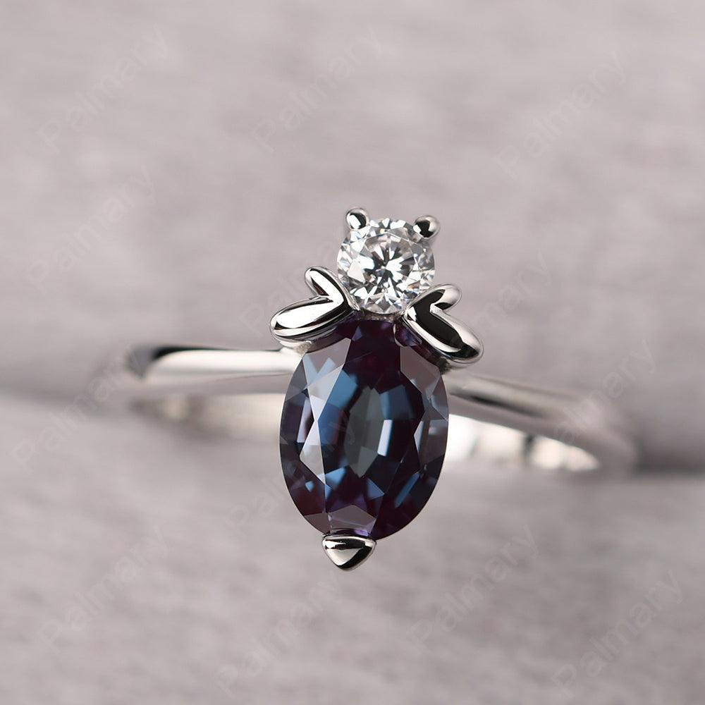 Oval Cut Alexandrite Bee Ring - Palmary