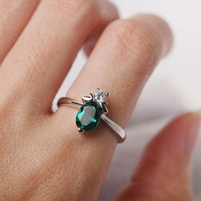 Oval Cut Emerald Bee Ring - Palmary