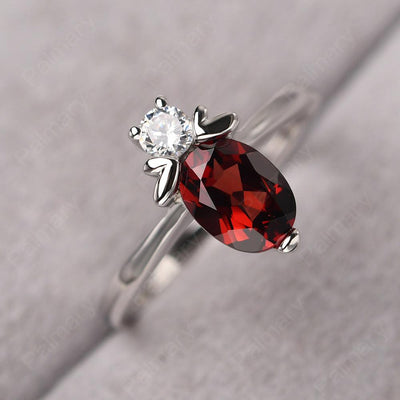 Oval Cut Garnet Bee Ring - Palmary