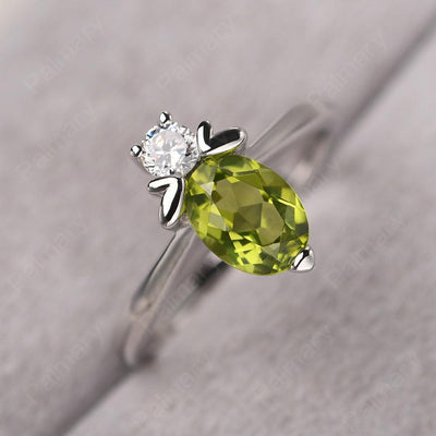 Oval Cut Peridot Bee Ring - Palmary