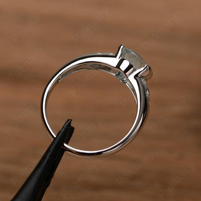 Oval Vintage Aquamarine Engagement Rings - Palmary