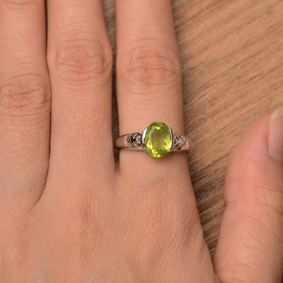 Oval Vintage Peridot Engagement Rings - Palmary