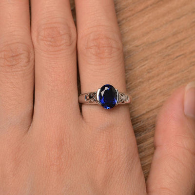 Oval Vintage Sapphire Engagement Rings - Palmary