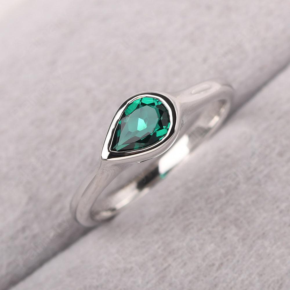 Bezel Setting Horizontal Emerald Ring - Palmary