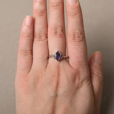 Bezel Setting Pear Shaped Amethyst Ring - Palmary