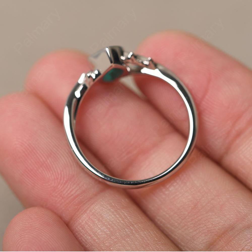 Bezel Setting Pear Shaped Emerald Ring - Palmary