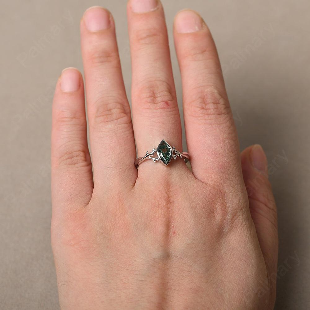 Bezel Setting Pear Shaped Green Sapphire Ring - Palmary