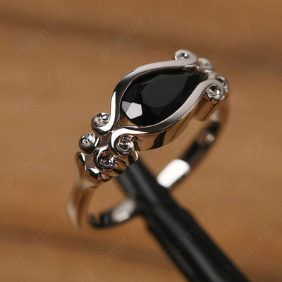 East West Pear Shaped Vintage Black Spinel Ring - Palmary