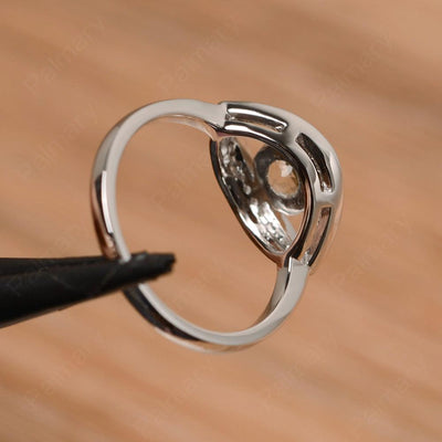 Eye Shaped Green Amethyst Bezel Rings - Palmary
