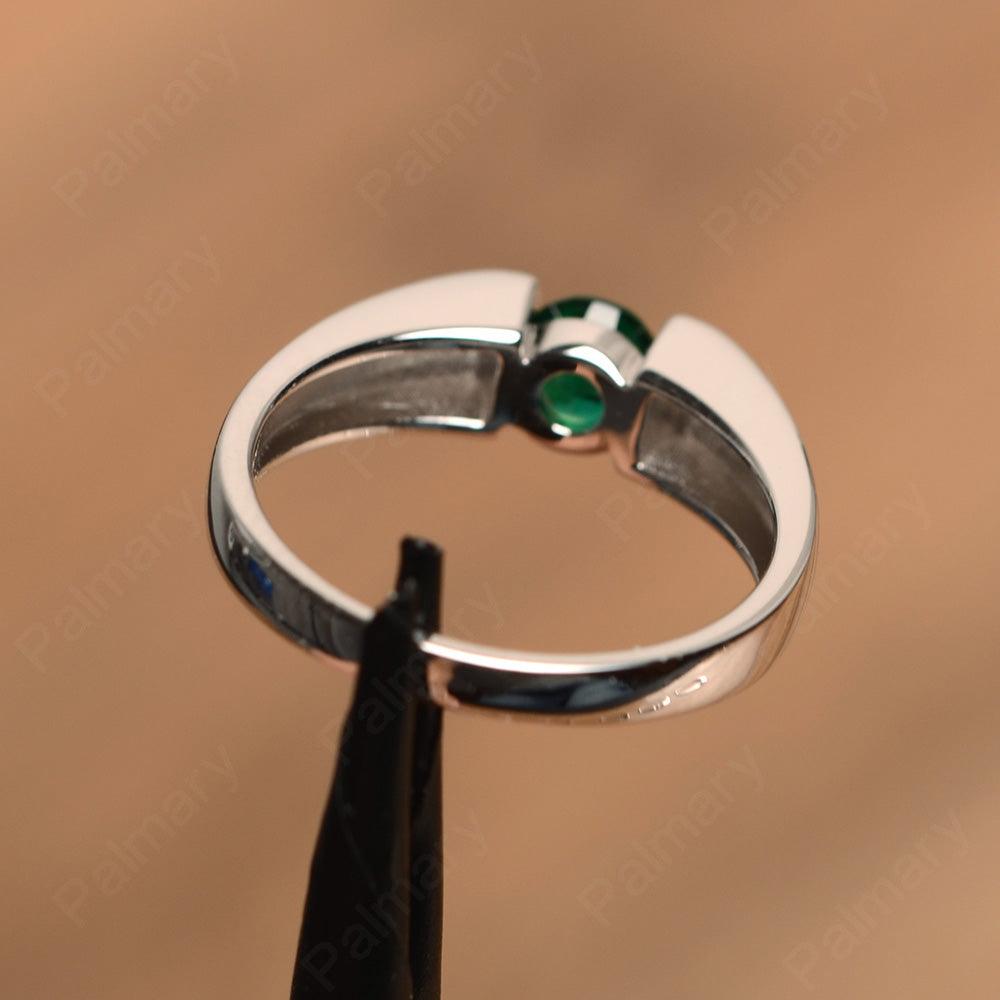 Simple Emerald Solitaire Rings - Palmary