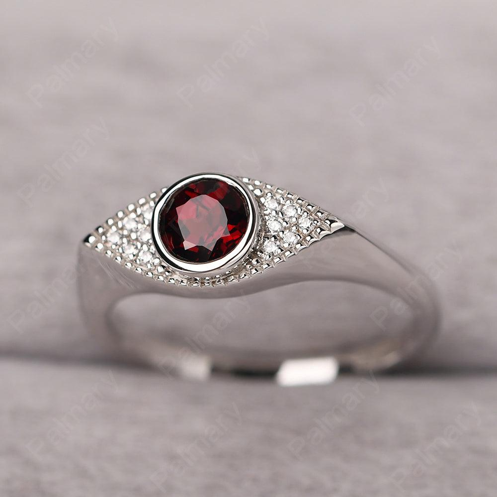 Bezel Setting Garnet Eye Ring - Palmary