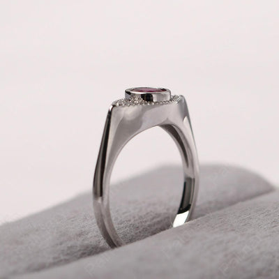 Bezel Setting Ruby Eye Ring - Palmary