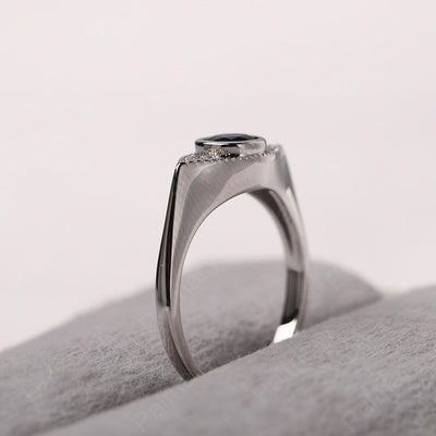 Bezel Setting Sapphire Eye Ring - Palmary
