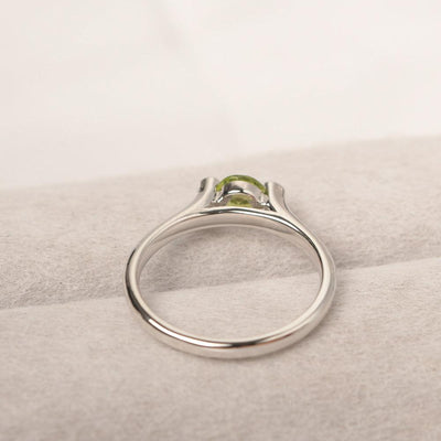 Cute Peridot Solitaire Ring - Palmary