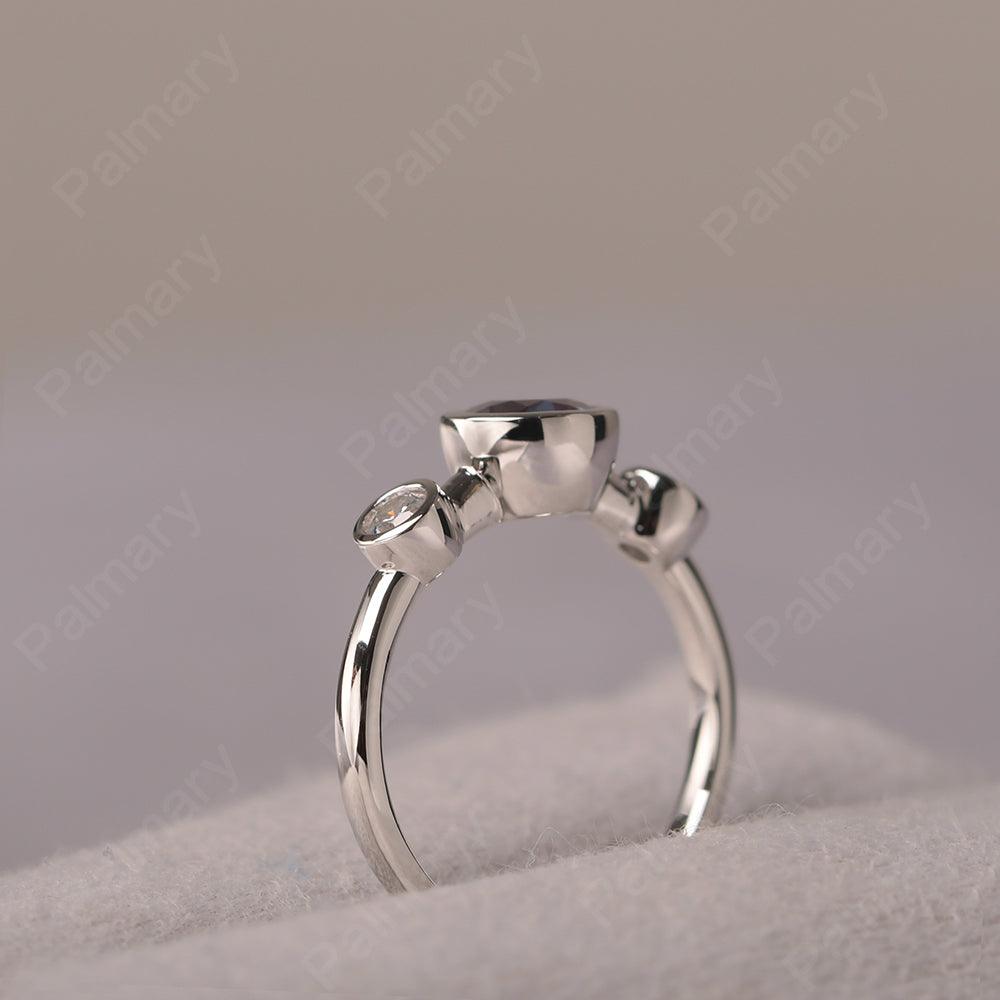 Three Stone Alexandrite Mothers Ring - Palmary