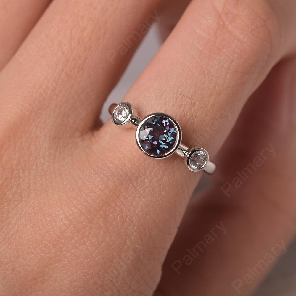 Three Stone Alexandrite Mothers Ring - Palmary