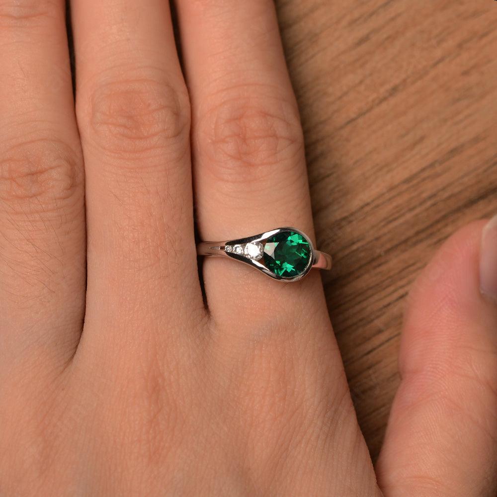 Brilliant Cut Vintage Emerald Rings - Palmary