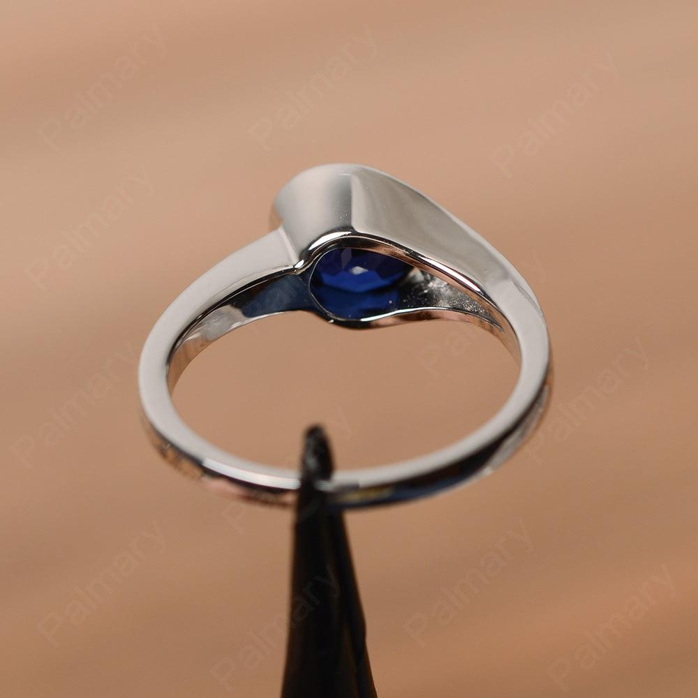 Brilliant Cut Vintage Sapphire Rings - Palmary