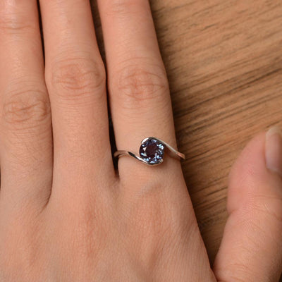 Brilliant Cut Alexandrite Solitaire Bezel Rings - Palmary