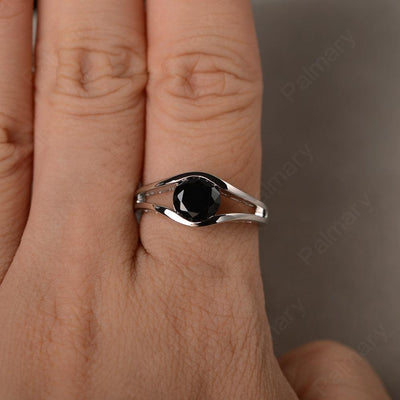Half Bezel Setting Black Spinel Rings - Palmary