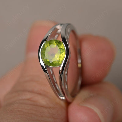 Half Bezel Setting Peridot Rings - Palmary