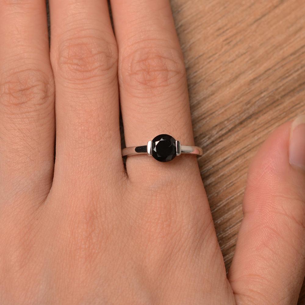 Round Cut Black Spinel Half Bezel Rings - Palmary