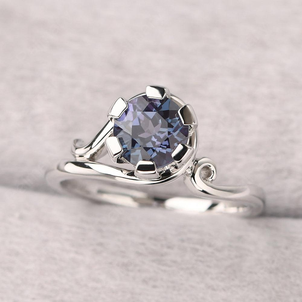 Vintage Alexandrite Engagement Ring - Palmary