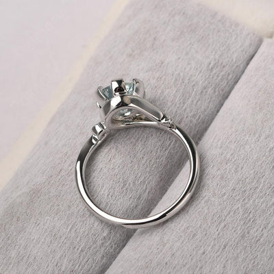 Vintage Aquamarine Engagement Ring - Palmary