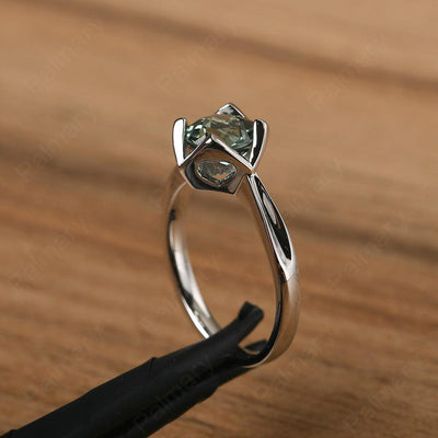 Round Cut Green Sapphire Irregular Ring - Palmary