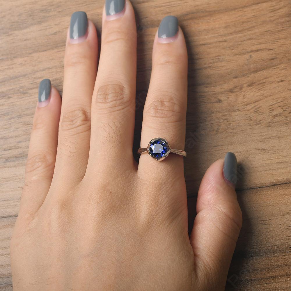 Round Cut Sapphire Irregular Ring - Palmary