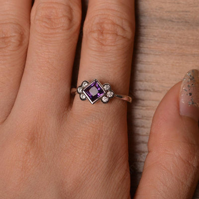 Vintage Princess Cut Amethyst Engagement Rings - Palmary