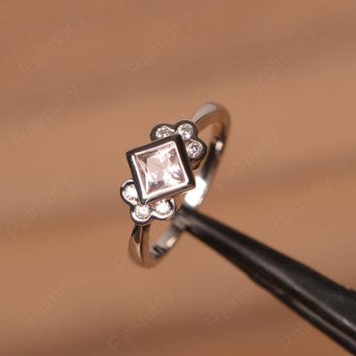 Vintage Princess Cut Morganite Engagement Rings - Palmary