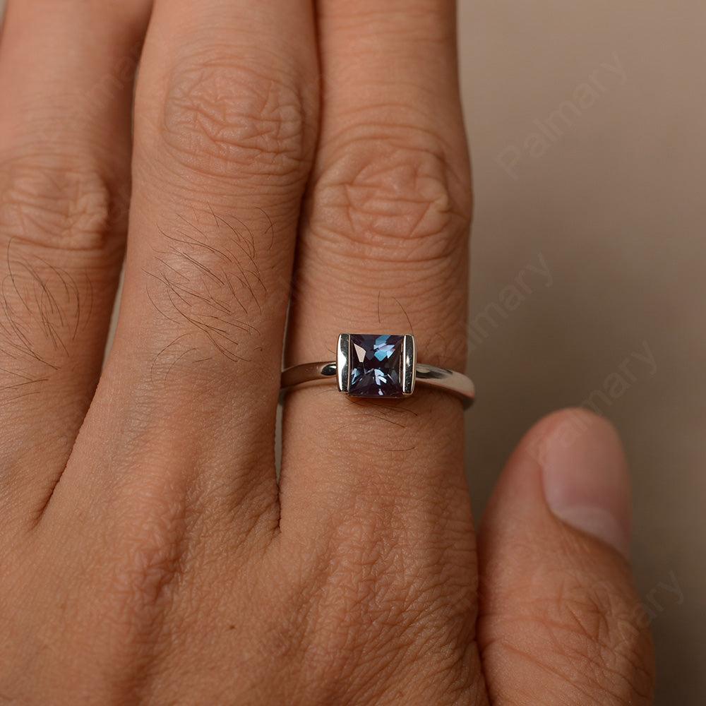 Minimalism Alexandrite Solitaire Rings - Palmary