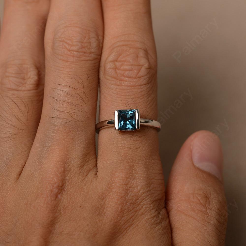 Minimalism London Blue Topaz Solitaire Rings - Palmary