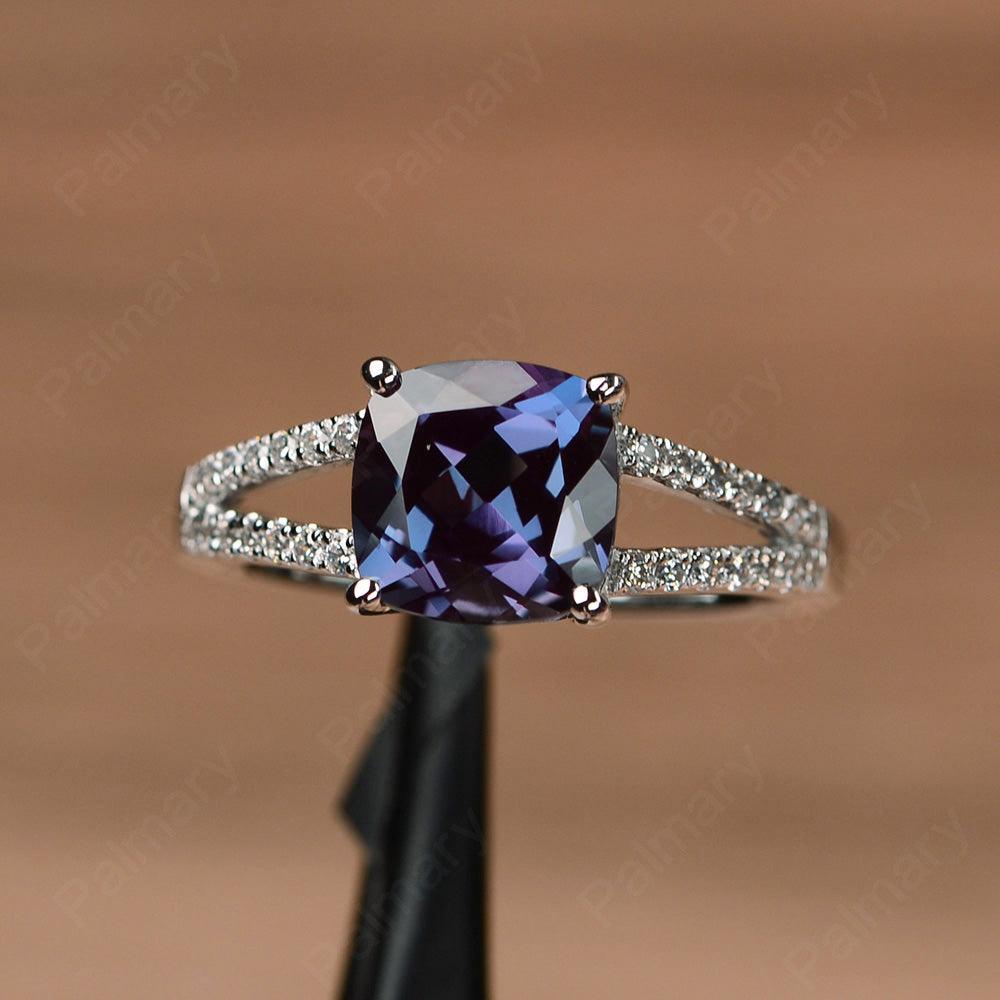 Cushion Cut Alexandrite Split Rings - Palmary