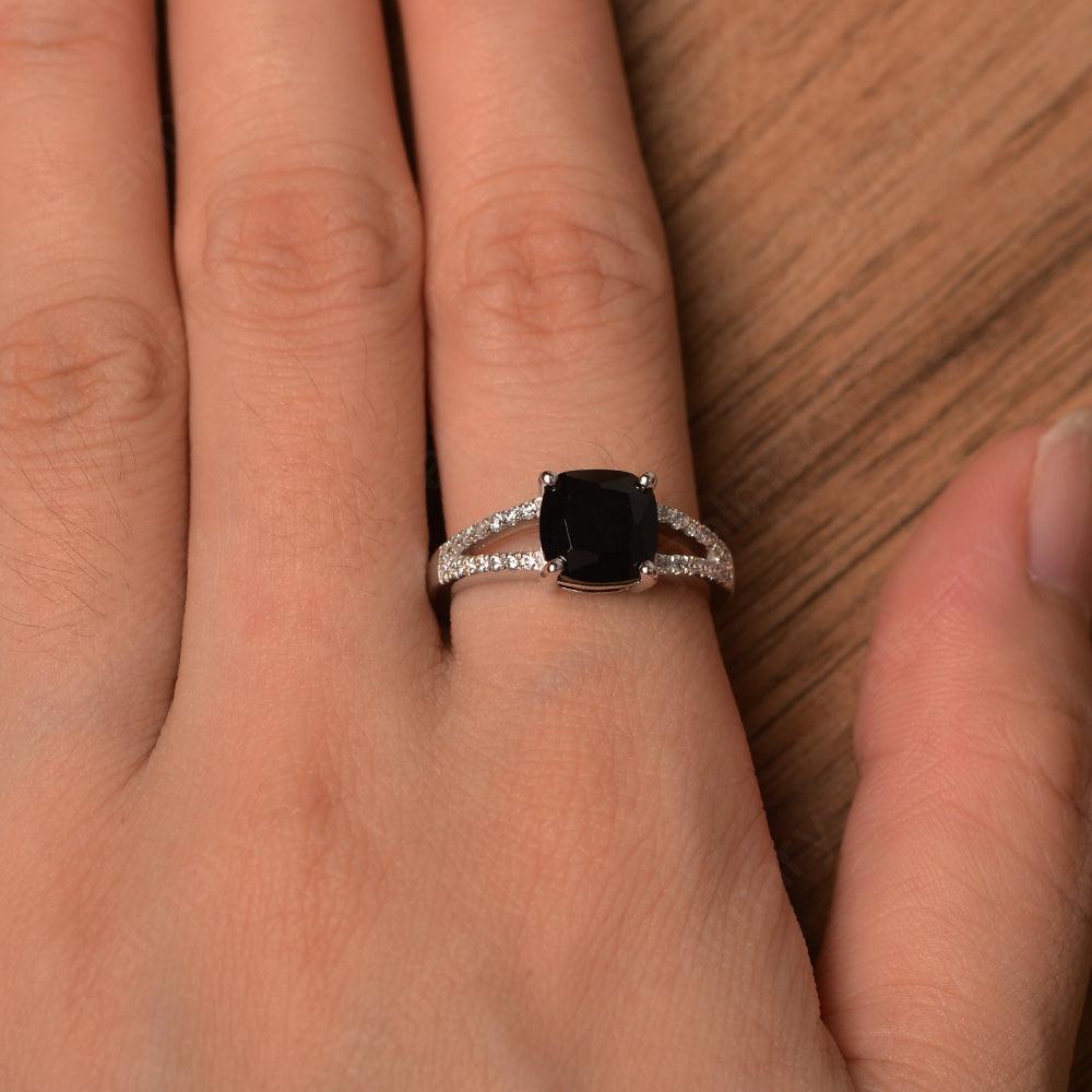 Cushion Cut Black Spinel Split Rings - Palmary