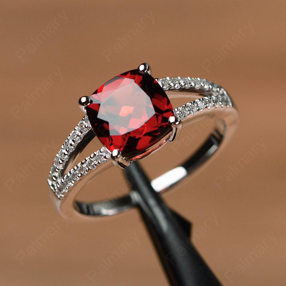 Cushion Cut Garnet Split Rings - Palmary