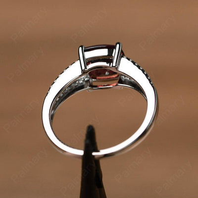 Cushion Cut Garnet Split Rings - Palmary