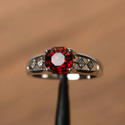 Vintage Octagon Cut Garnet Rings - Palmary