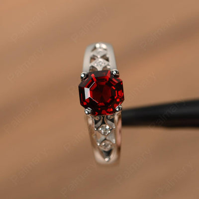 Vintage Octagon Cut Garnet Rings - Palmary