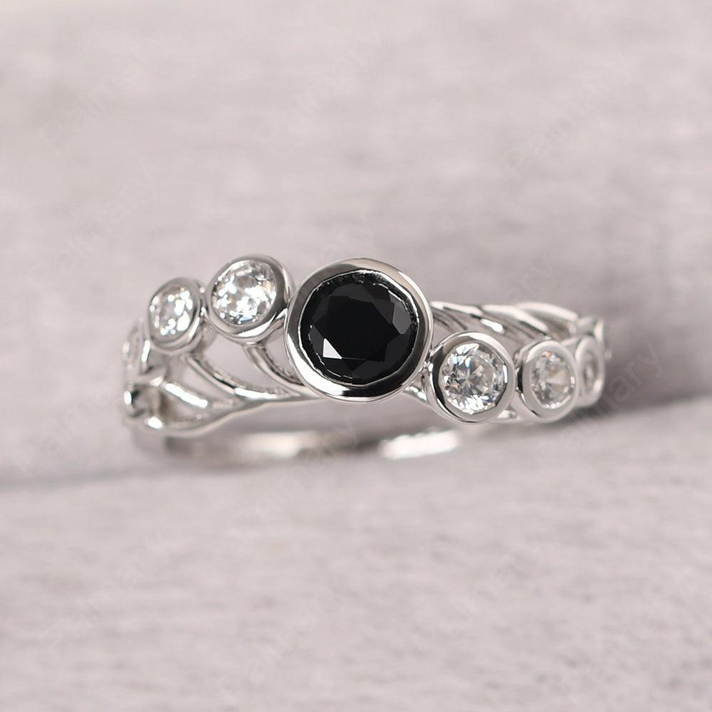 Bezel Setting Multi Stone Black Spinel Mothers Ring - Palmary