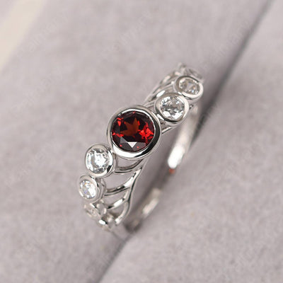 Bezel Setting Multi Stone Garnet Mothers Ring - Palmary