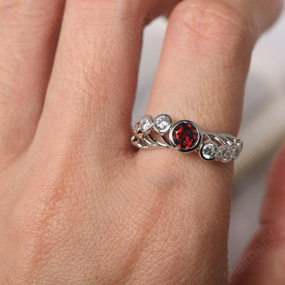 Bezel Setting Multi Stone Garnet Mothers Ring - Palmary