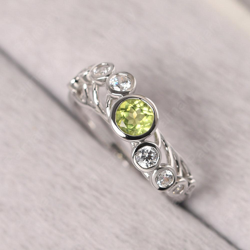 Bezel Setting Multi Stone Peridot Mothers Ring - Palmary