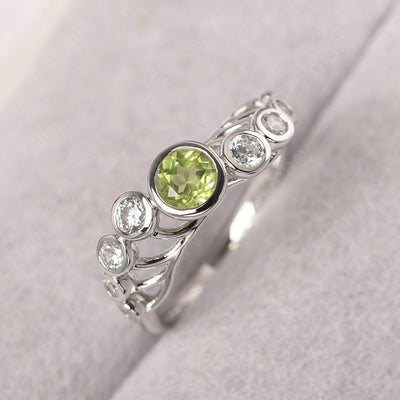 Bezel Setting Multi Stone Peridot Mothers Ring - Palmary